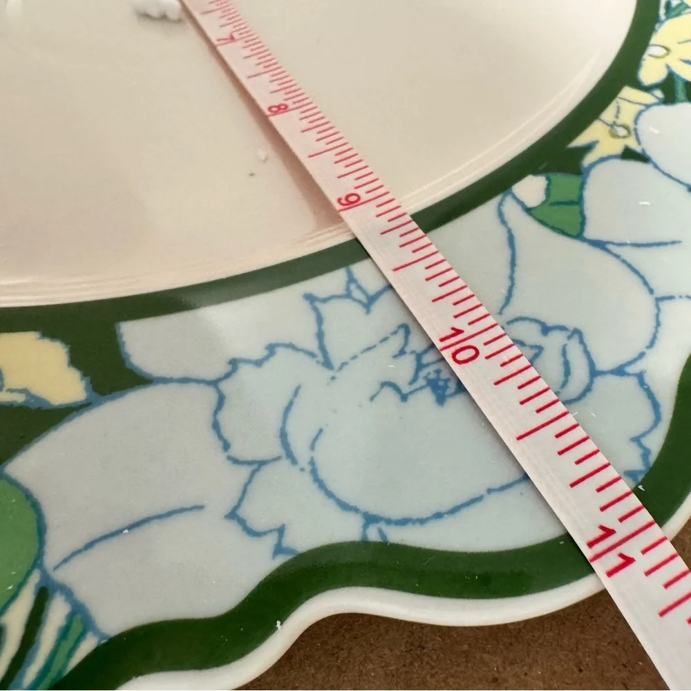 Green Lyla Dinner Plates‎